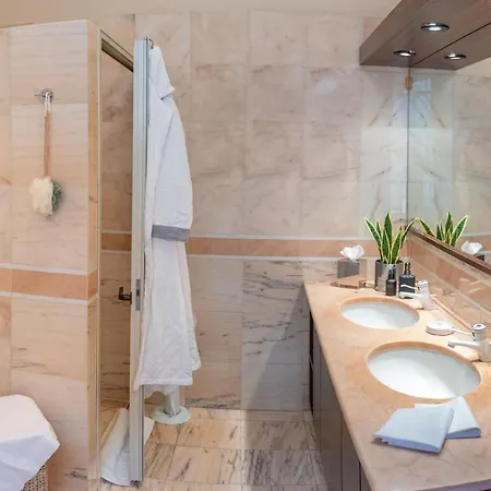 Apartment Dimora Leone Lucca