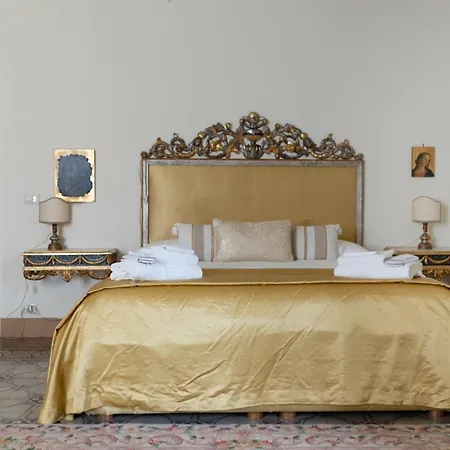 Dimora Leone Apartment *