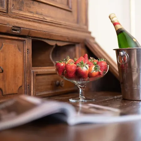 Dimora Leone Apartamento *