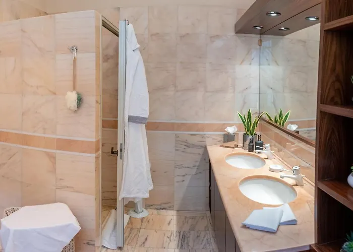 Apartment Dimora Leone Lucca