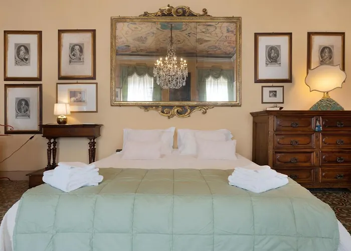 Dimora Leone Apartment Lucca