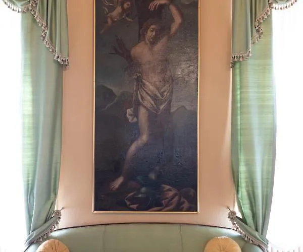 Dimora Leone Apartment Lucca