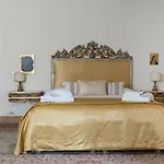 Dimora Leone Apartment *