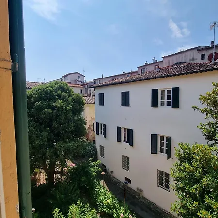 Dimora Leone * Lucca