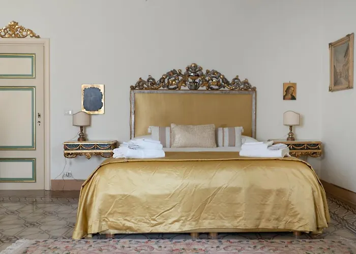 Dimora Leone Apartment *